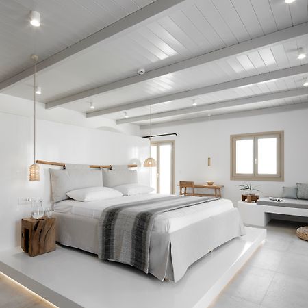 Arco Solium Suites Adamantas  Bagian luar foto