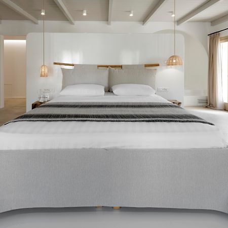 Arco Solium Suites Adamantas  Bagian luar foto