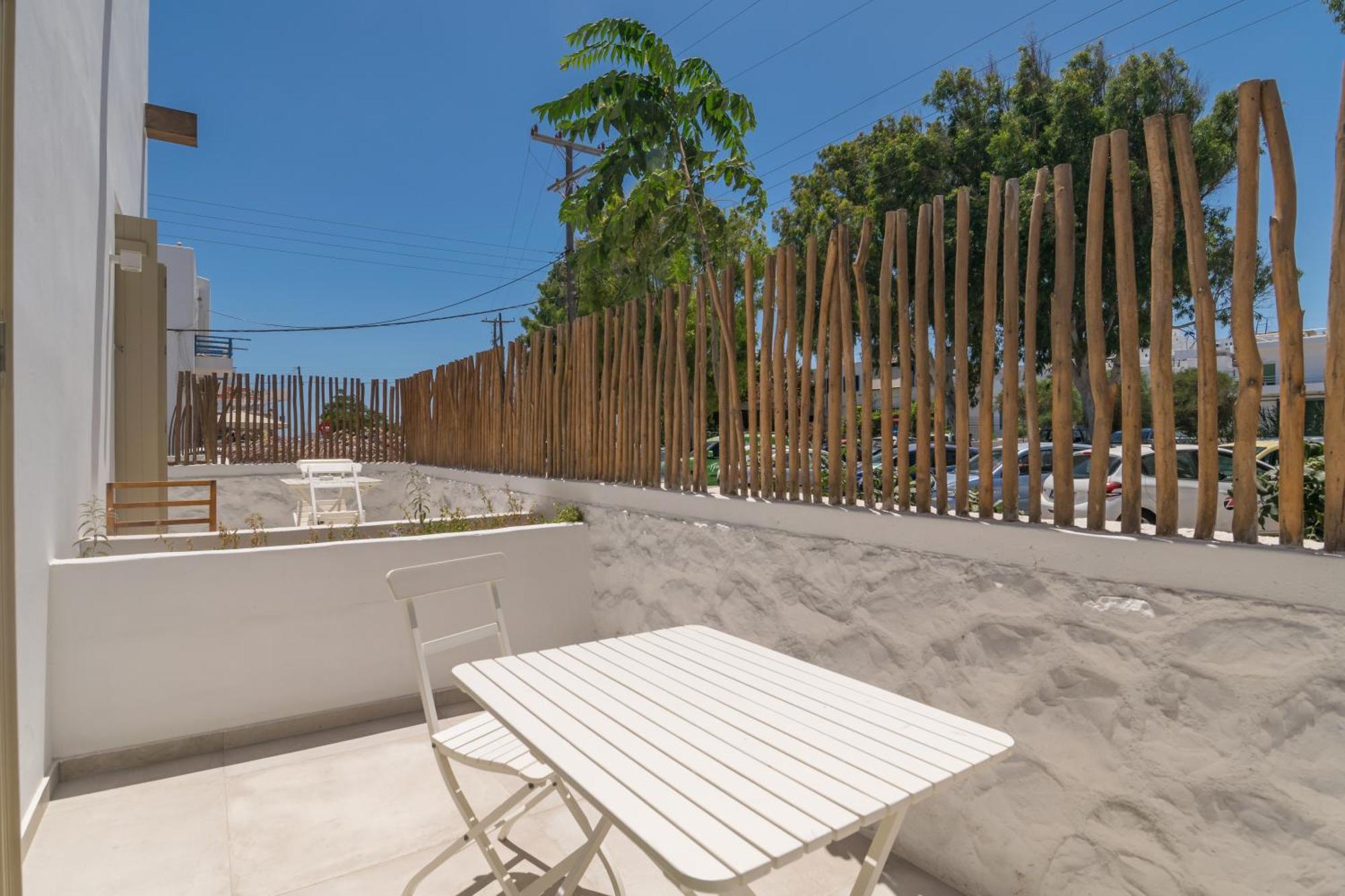 Arco Solium Suites Adamantas  Bagian luar foto
